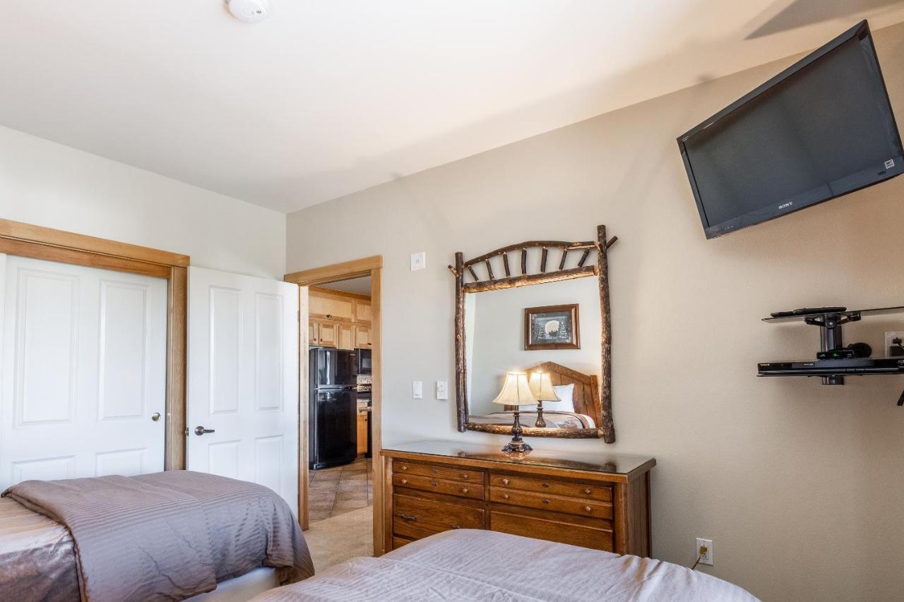 Juniper Springs Lodge #413 - Luxury Ski In Ski Out! 2 Bedroom Mammoth Lakes Exterior photo